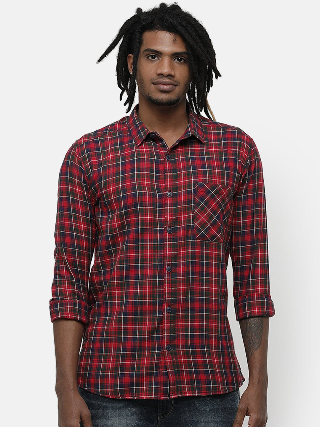 

Voi Jeans Men Red & Navy Blue Slim Fit Checked Casual Shirt