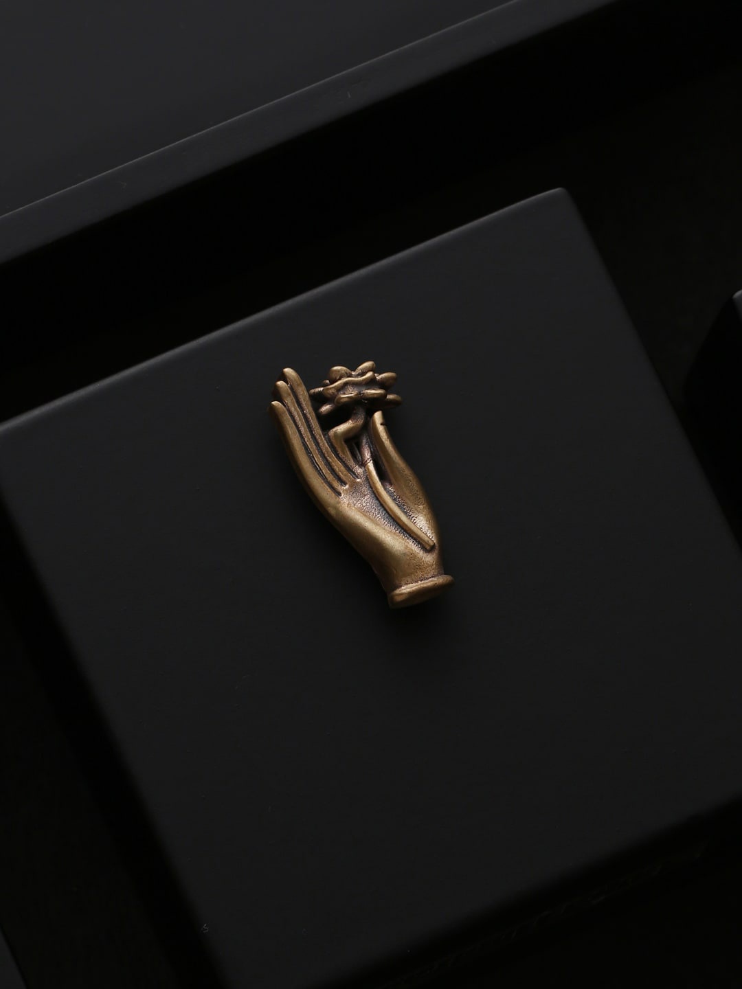 

COSA NOSTRAA Men Antique Gold-Toned The Padma Mudra Statement Brooch