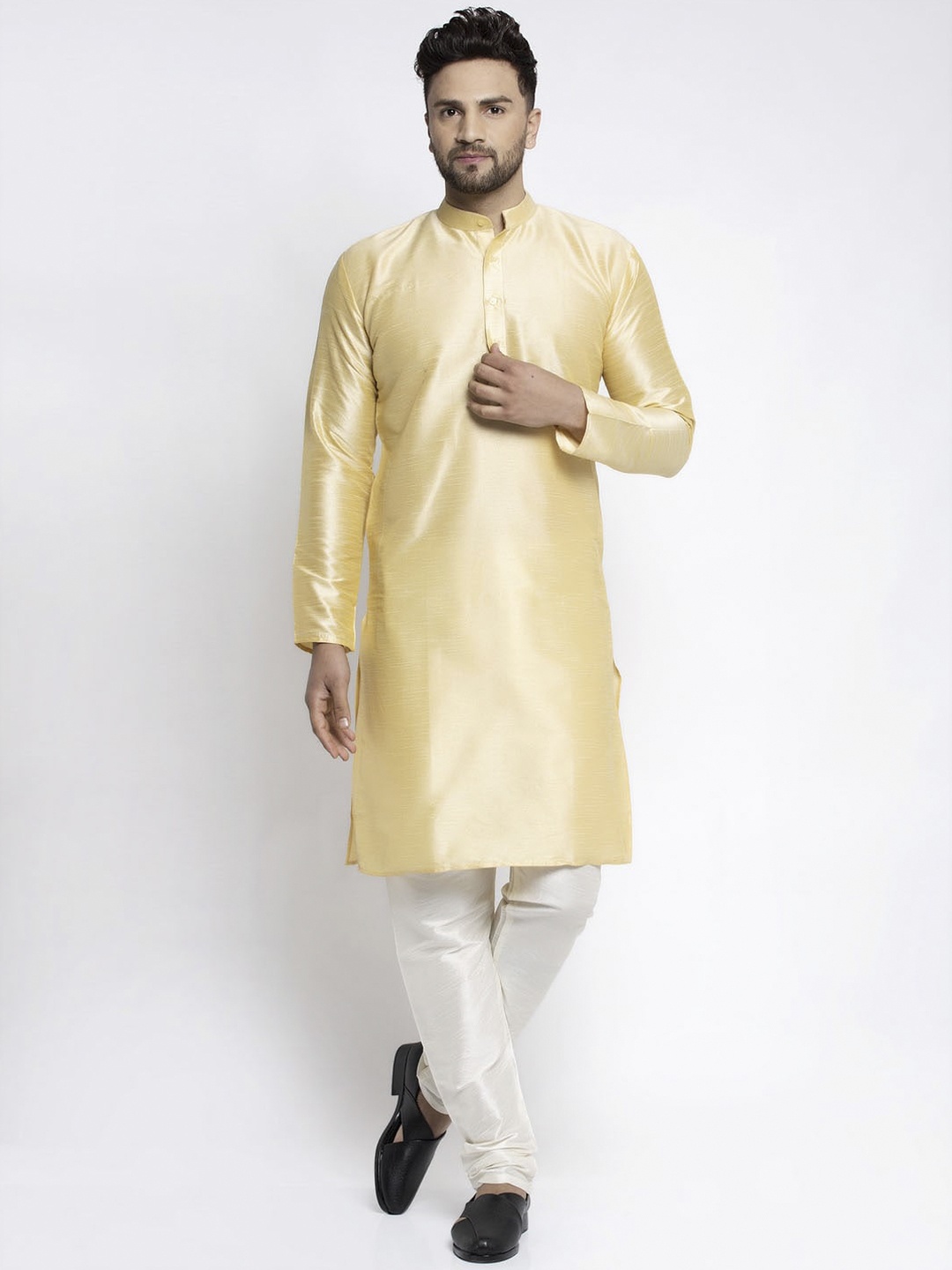 

Jompers Men Gold-Toned & White Solid Kurta with Churidar