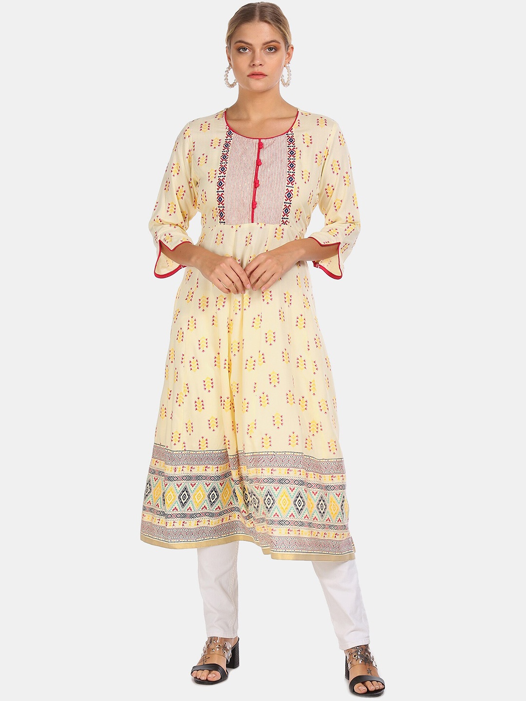 

Anahi Women Beige Floral Printed Kurta