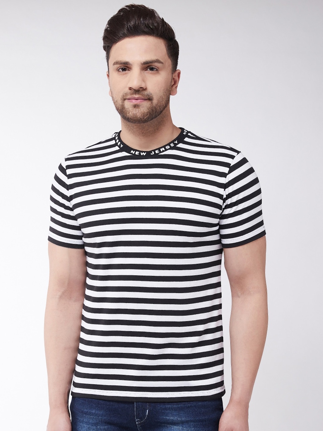 

GRITSTONES Men White Striped Round Neck T-shirt