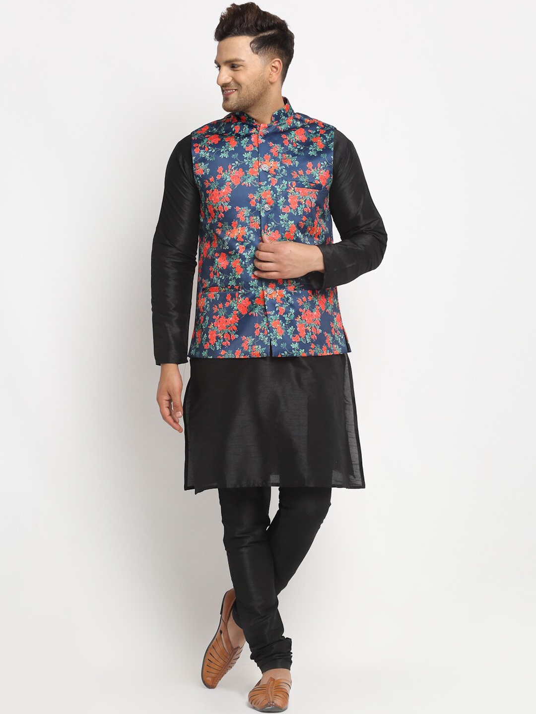 

Benstoke Men Black & Navy Blue Printed Kurta with Churidar With Nehru Jacket