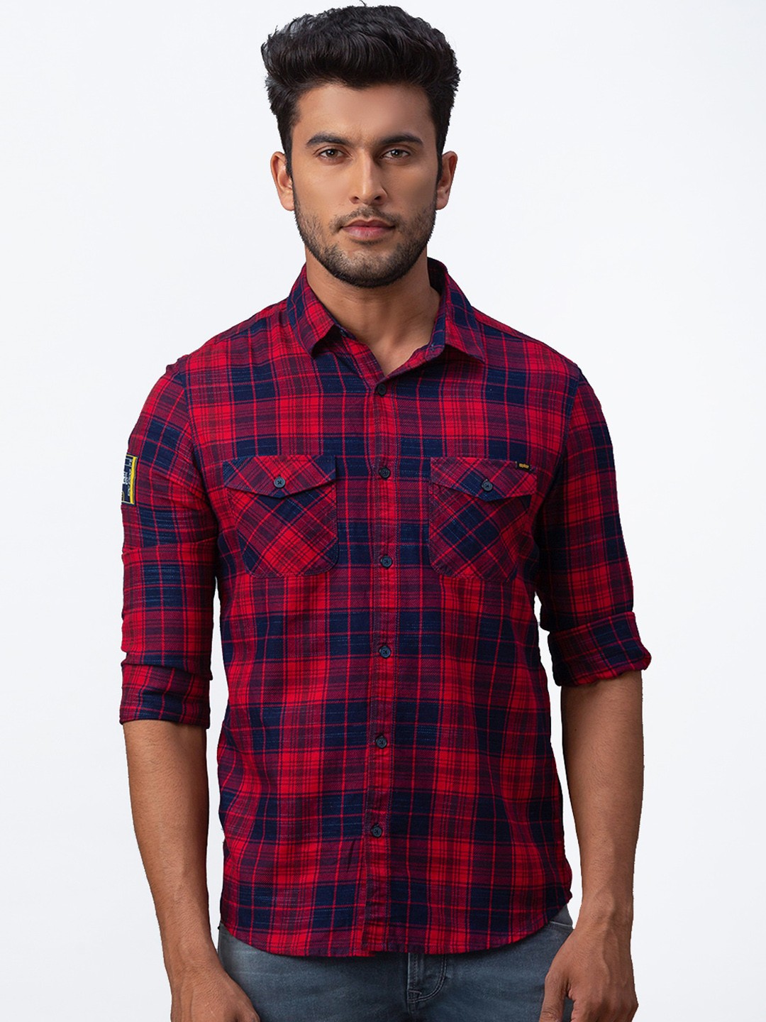 

SPYKAR Men Red Slim Fit Checked Casual Shirt
