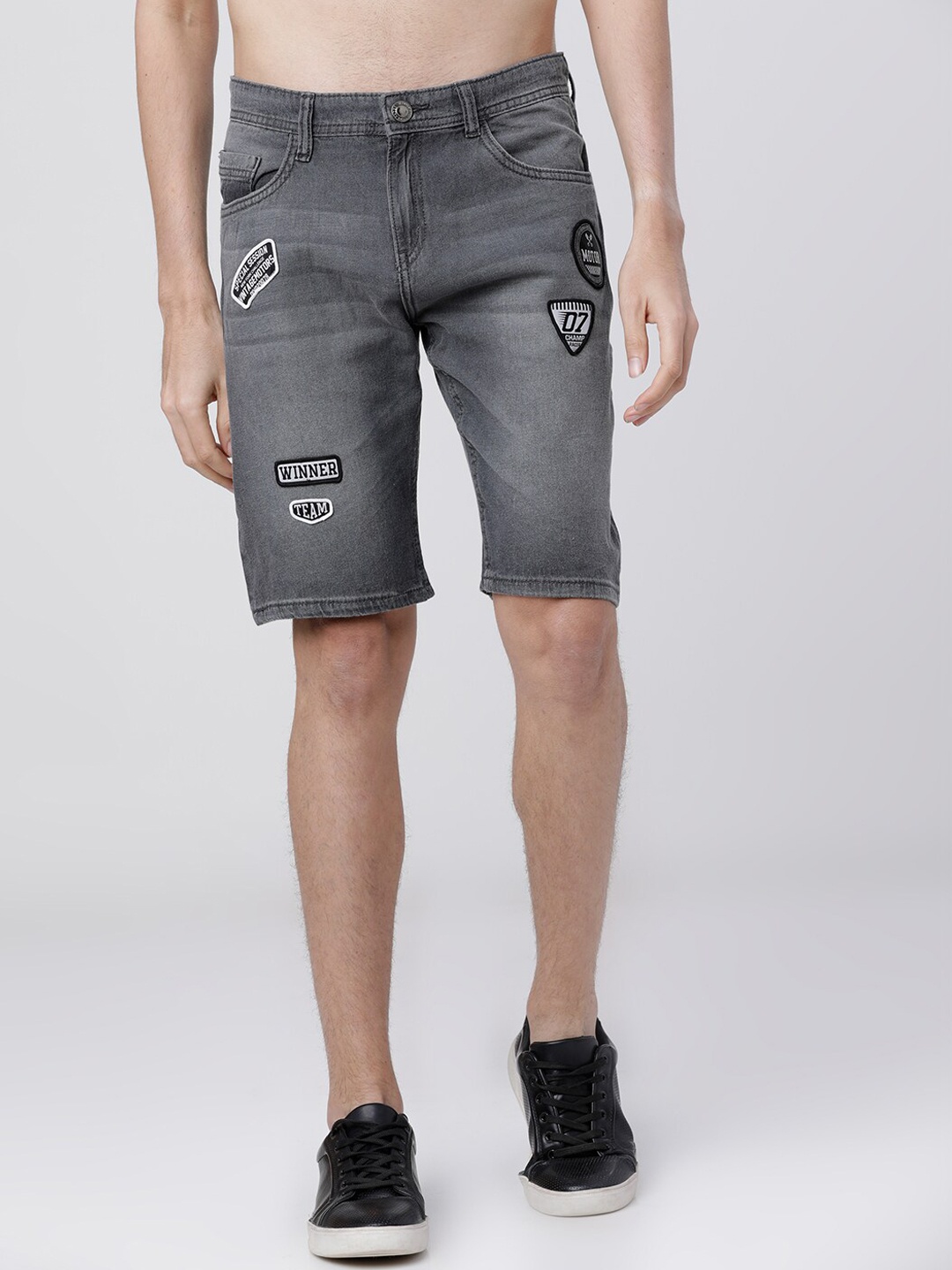 

HIGHLANDER Men Grey Washed Slim Fit Denim Shorts