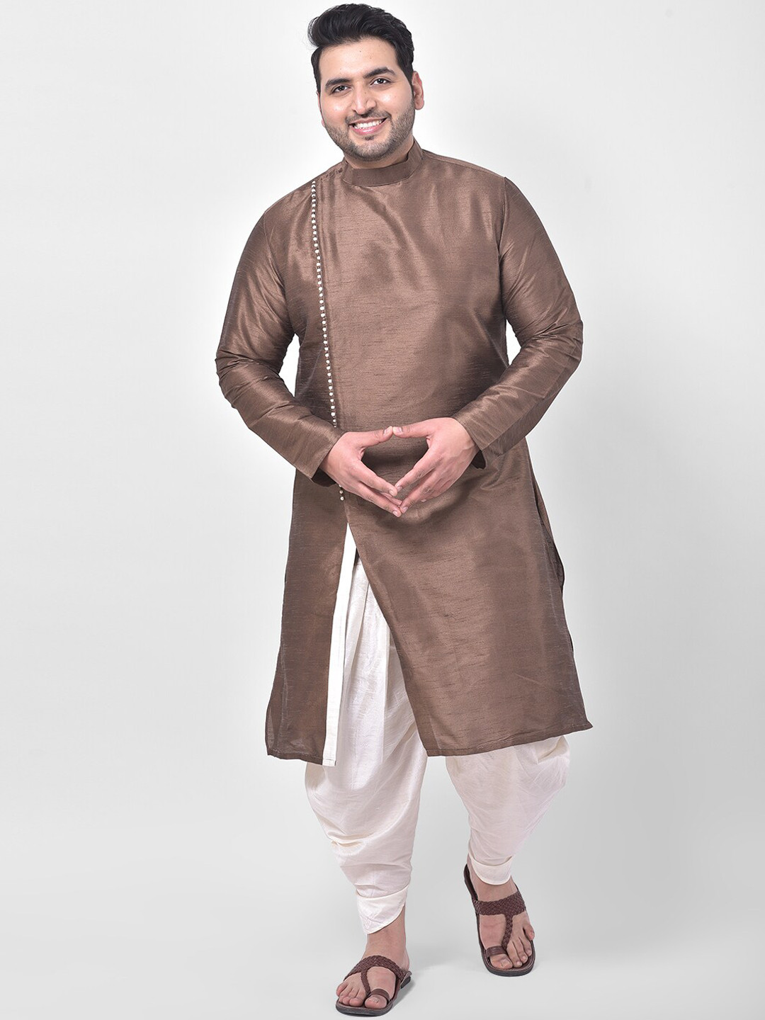 

DEYANN PLUS Men Brown Dupion Silk Kurta
