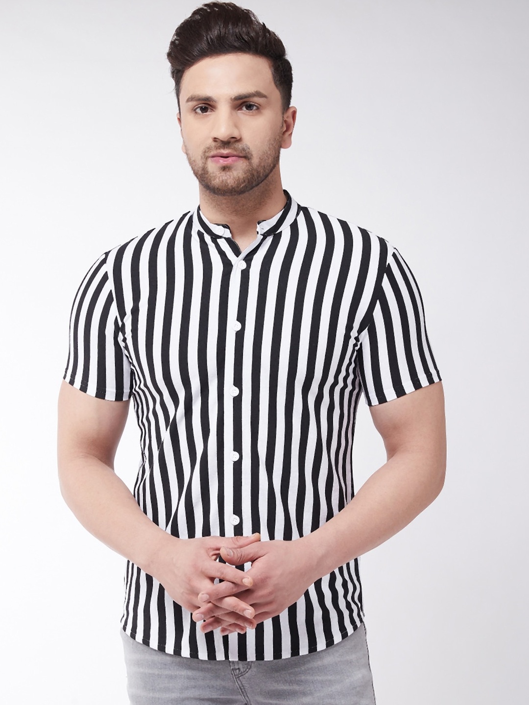 

GRITSTONES Men Black & White Regular Fit Striped Casual Shirt