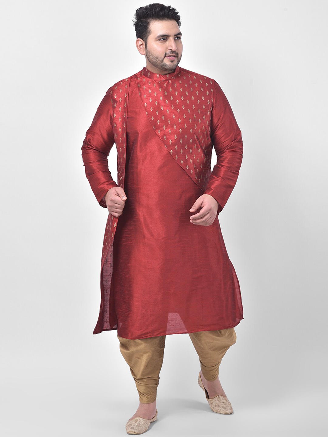 DEYANN PLUS Men Red Geometric Printed Dupion Silk Kurta