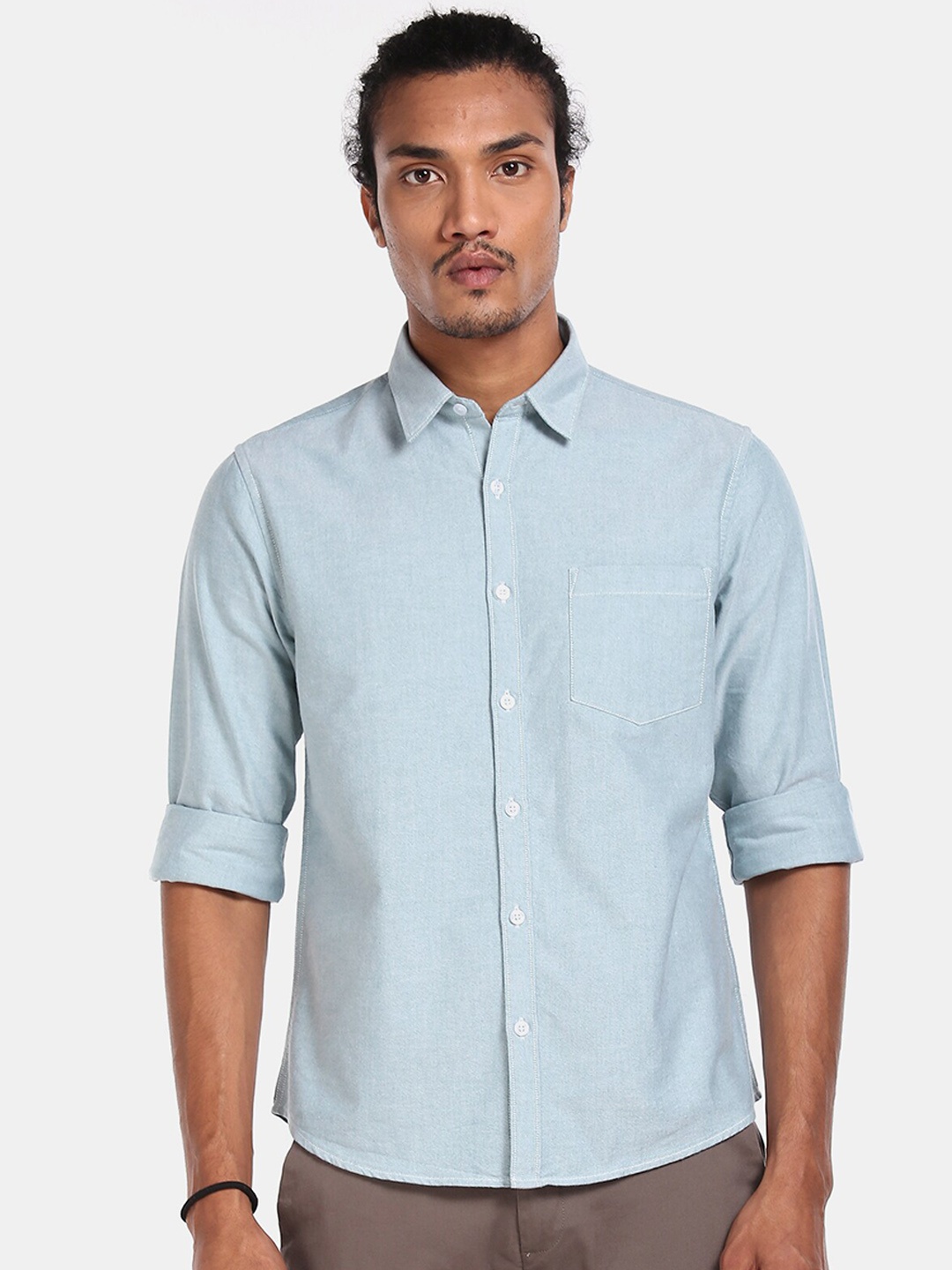 

Ruggers Men Blue Regular Fit Solid Casual Shirt