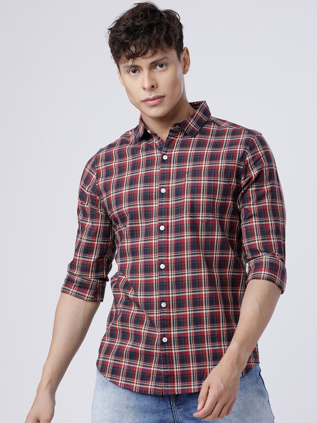 

HIGHLANDER Men Red Slim Fit Checked Casual Shirt