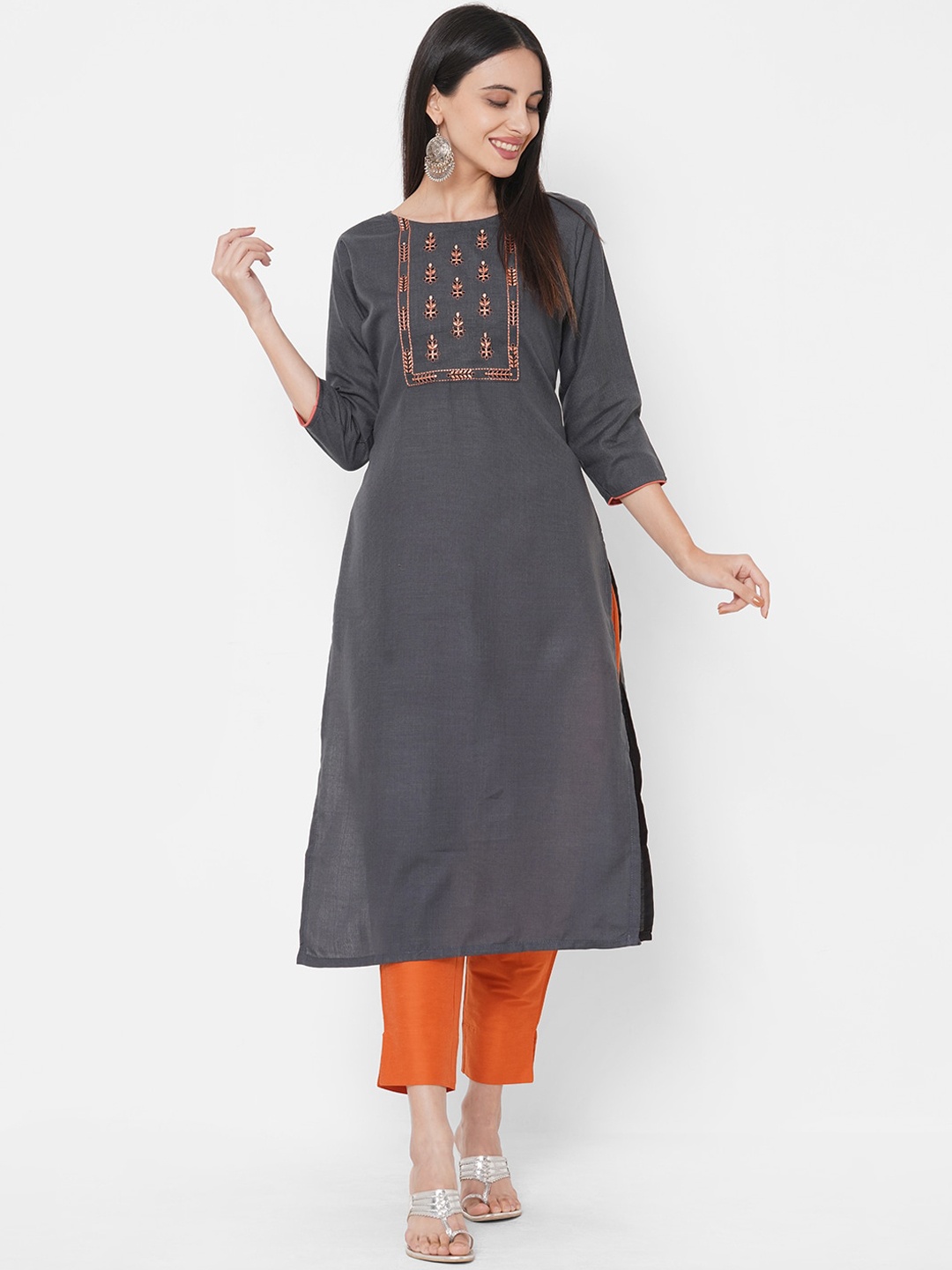 

FASHOR Women Grey Yoke Design Thread Work Kurta