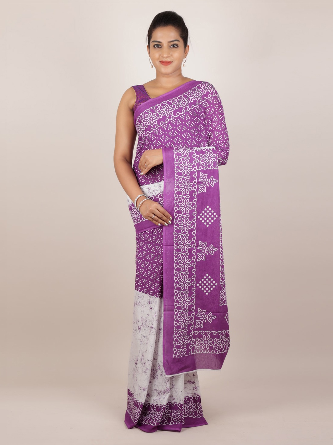 

Pothys Violet & White Cotton Blend Printed Saree