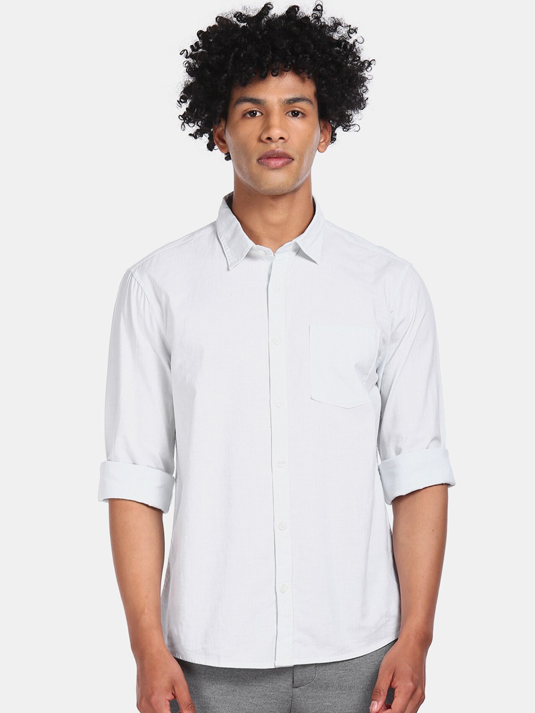

Ruggers Men Blue Regular Fit Solid Casual Shirt