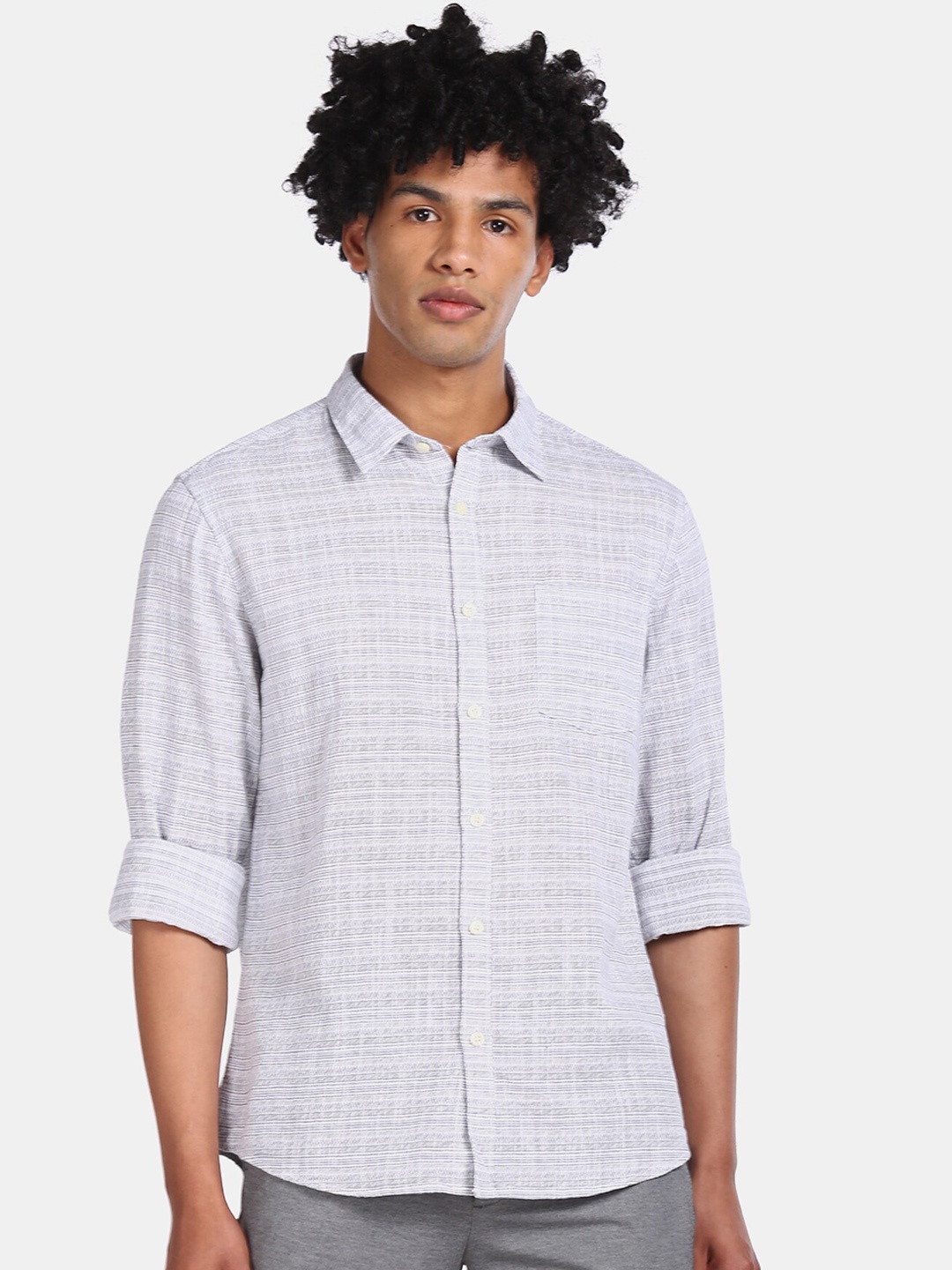 

Ruggers Men White Regular Fit Self Design Casual Shirt