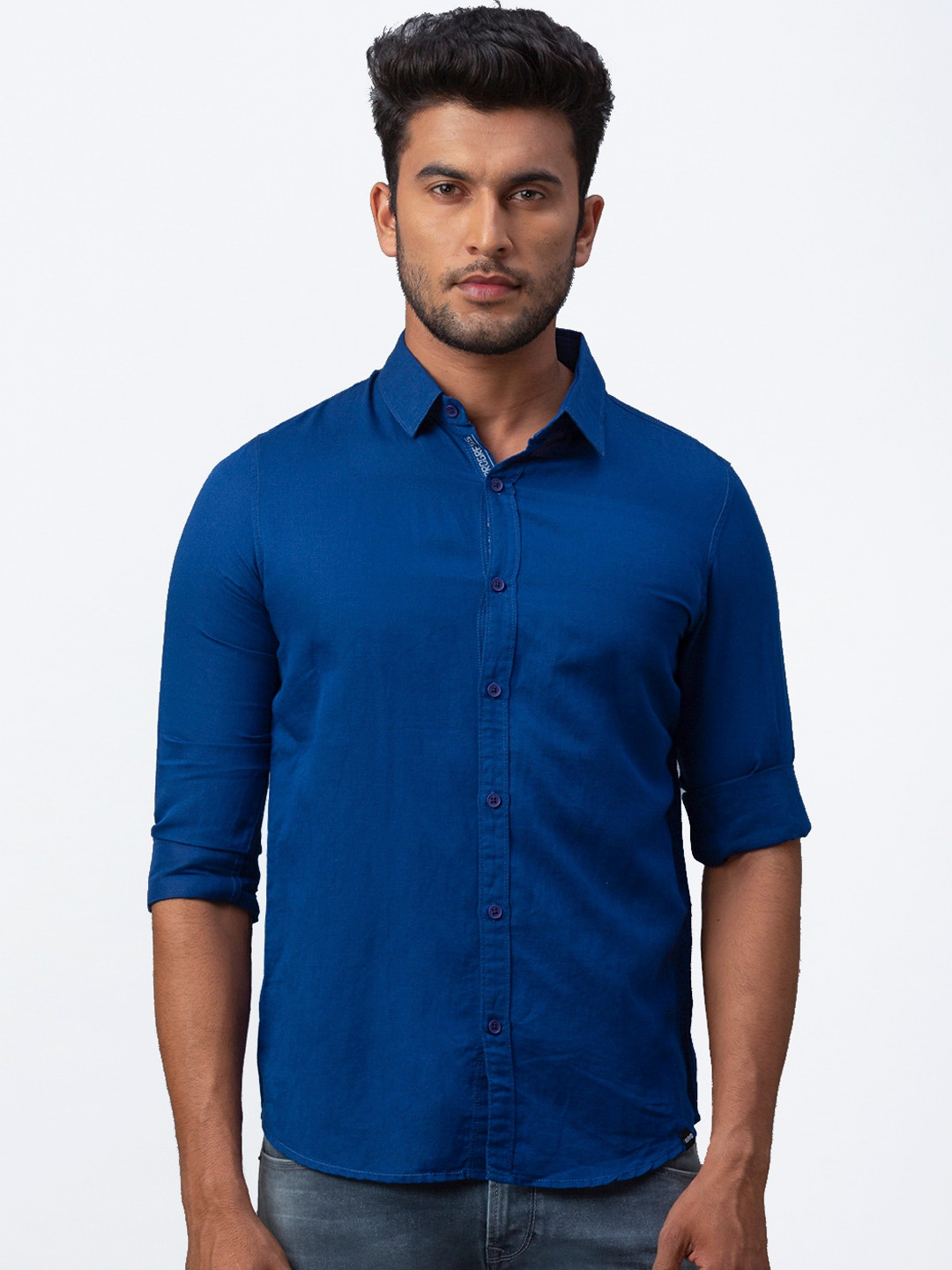 

SPYKAR Men Blue Slim Fit Solid Casual Shirt