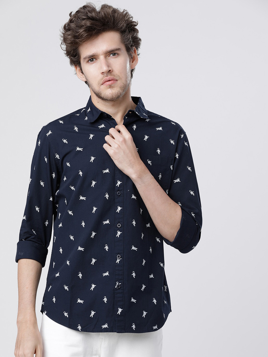 

HIGHLANDER Men Navy Blue Slim Fit Printed Casual Shirt