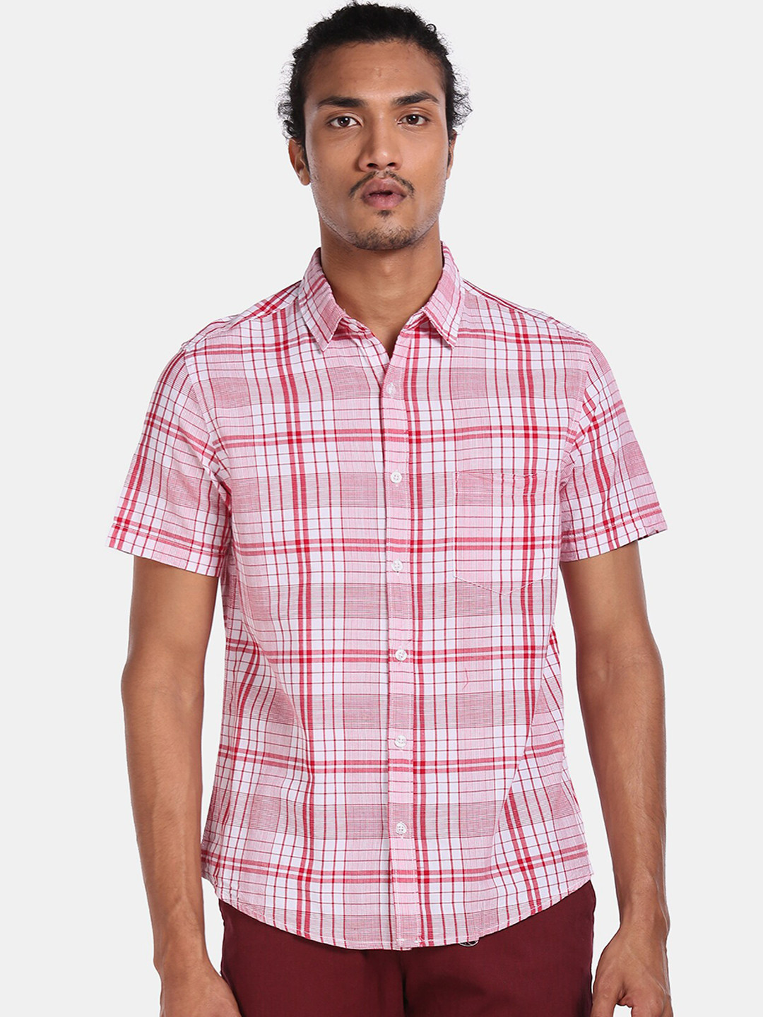 

Ruggers Men Red Regular Fit Checked Casual Shirt