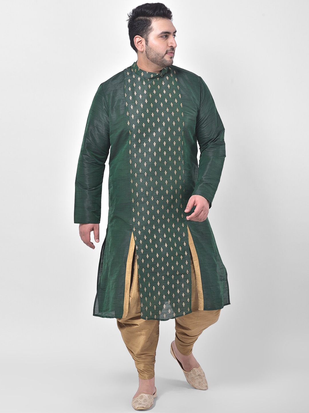 

DEYANN PLUS Men Green Silk Printed Kurta