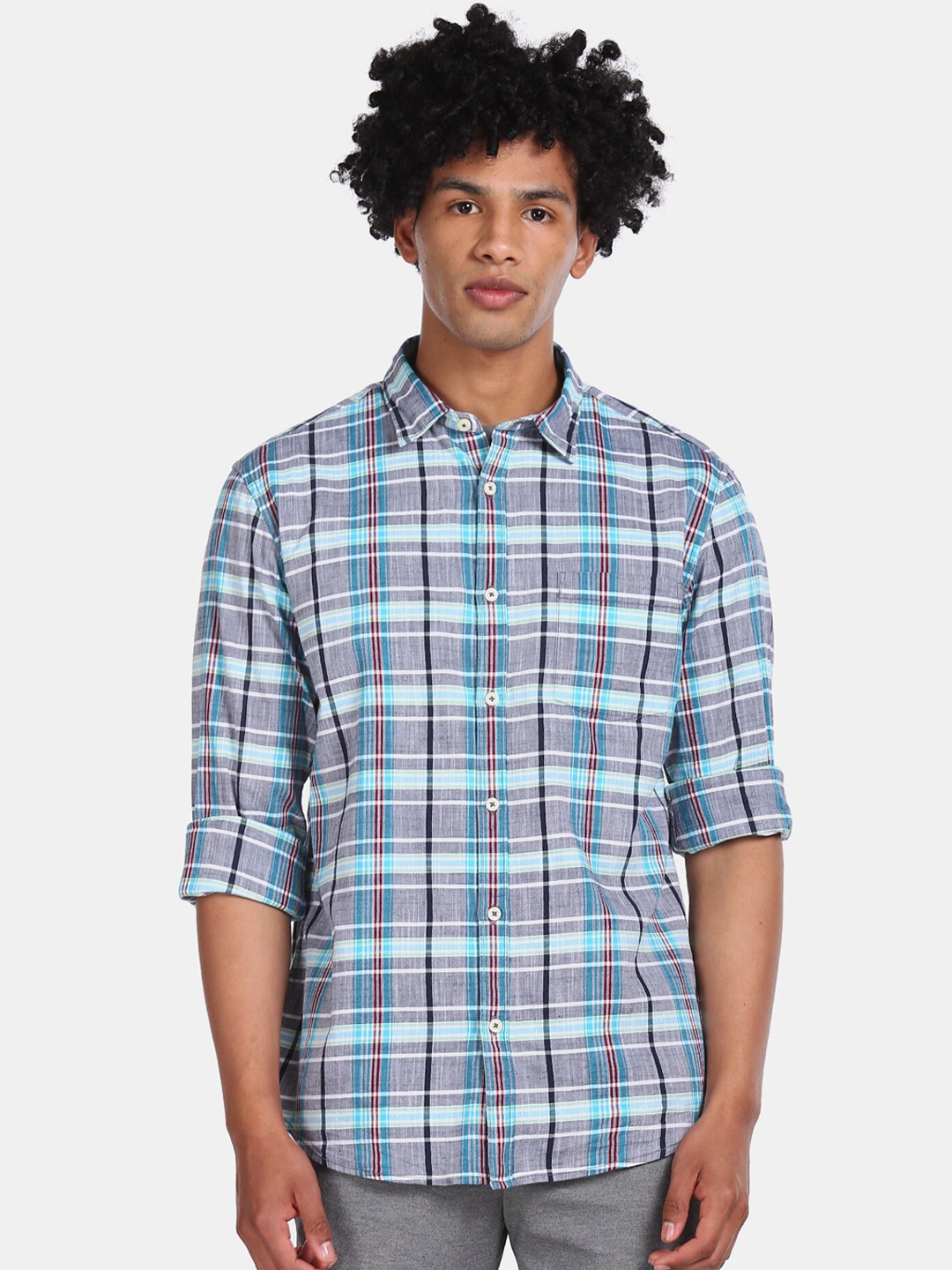 

Ruggers Men Grey Regular Fit Checked Casual Shirt