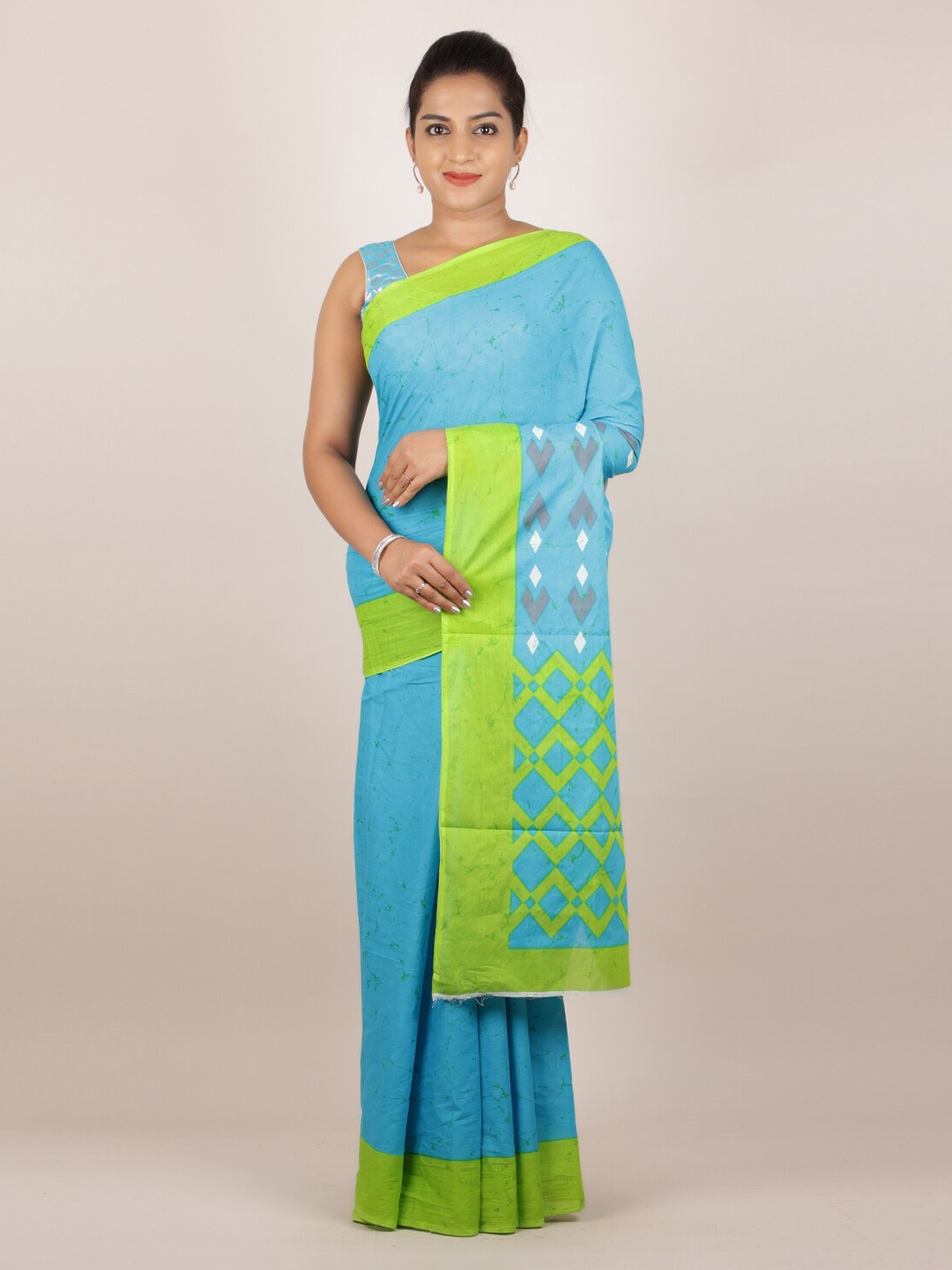 

Pothys Turquoise Blue & Lime Green Cotton Blend Dyed Saree
