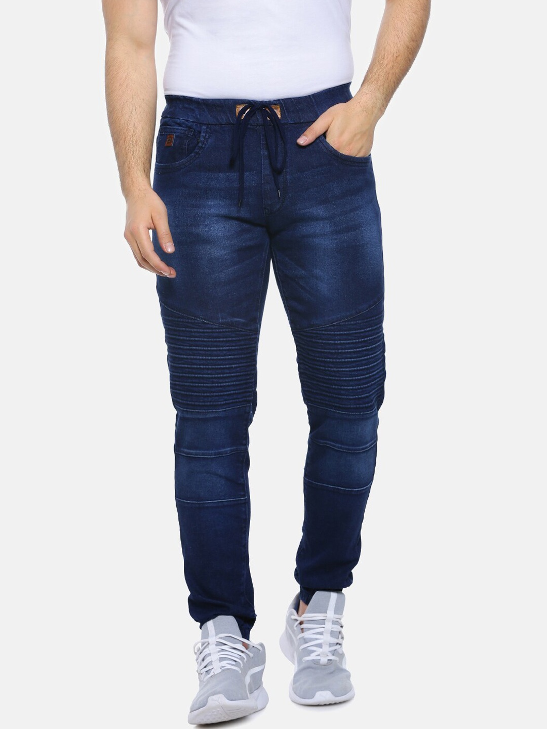 

Campus Sutra Men Blue Slim Fit Jeans