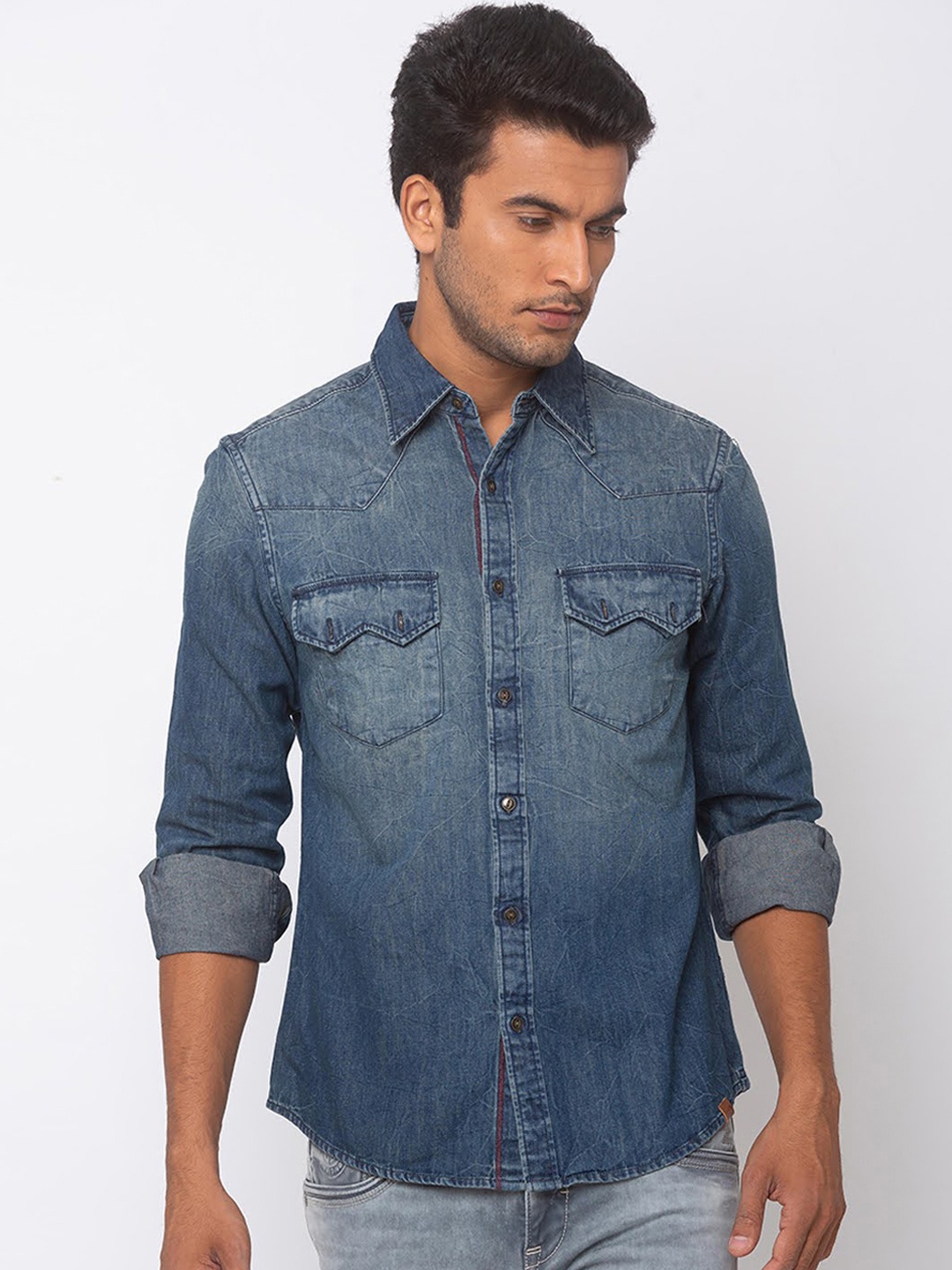 

SPYKAR Men Blue Slim Fit Solid Casual Shirt