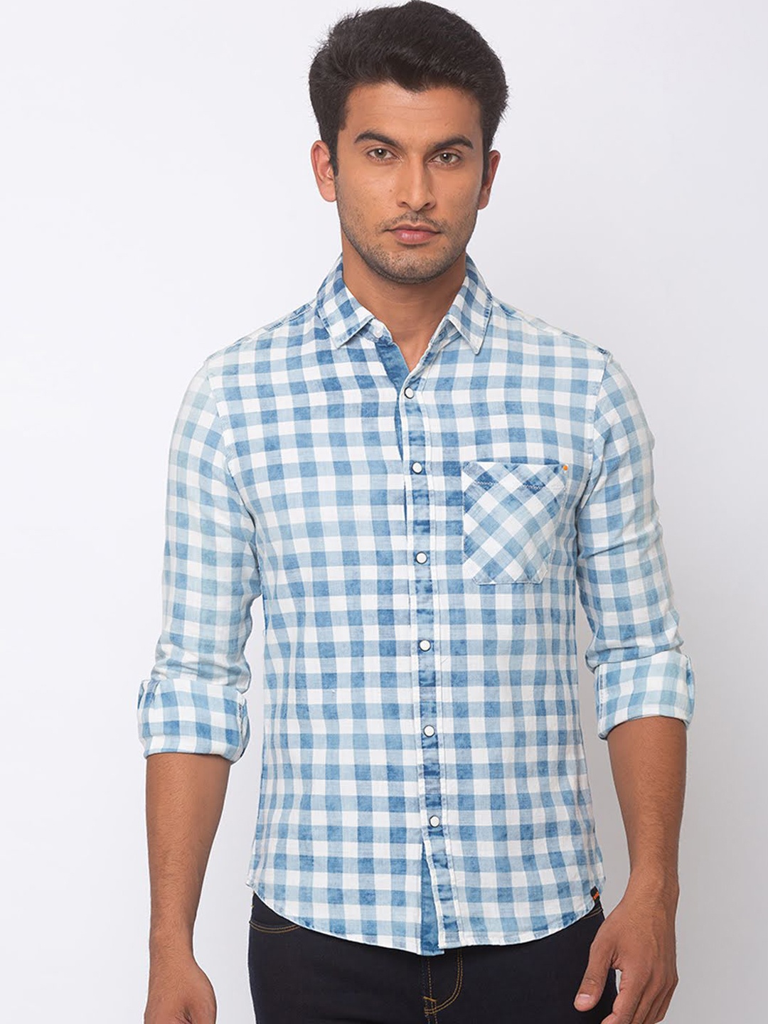 

SPYKAR Men Blue & Off-White Slim Fit Checked Casual Shirt