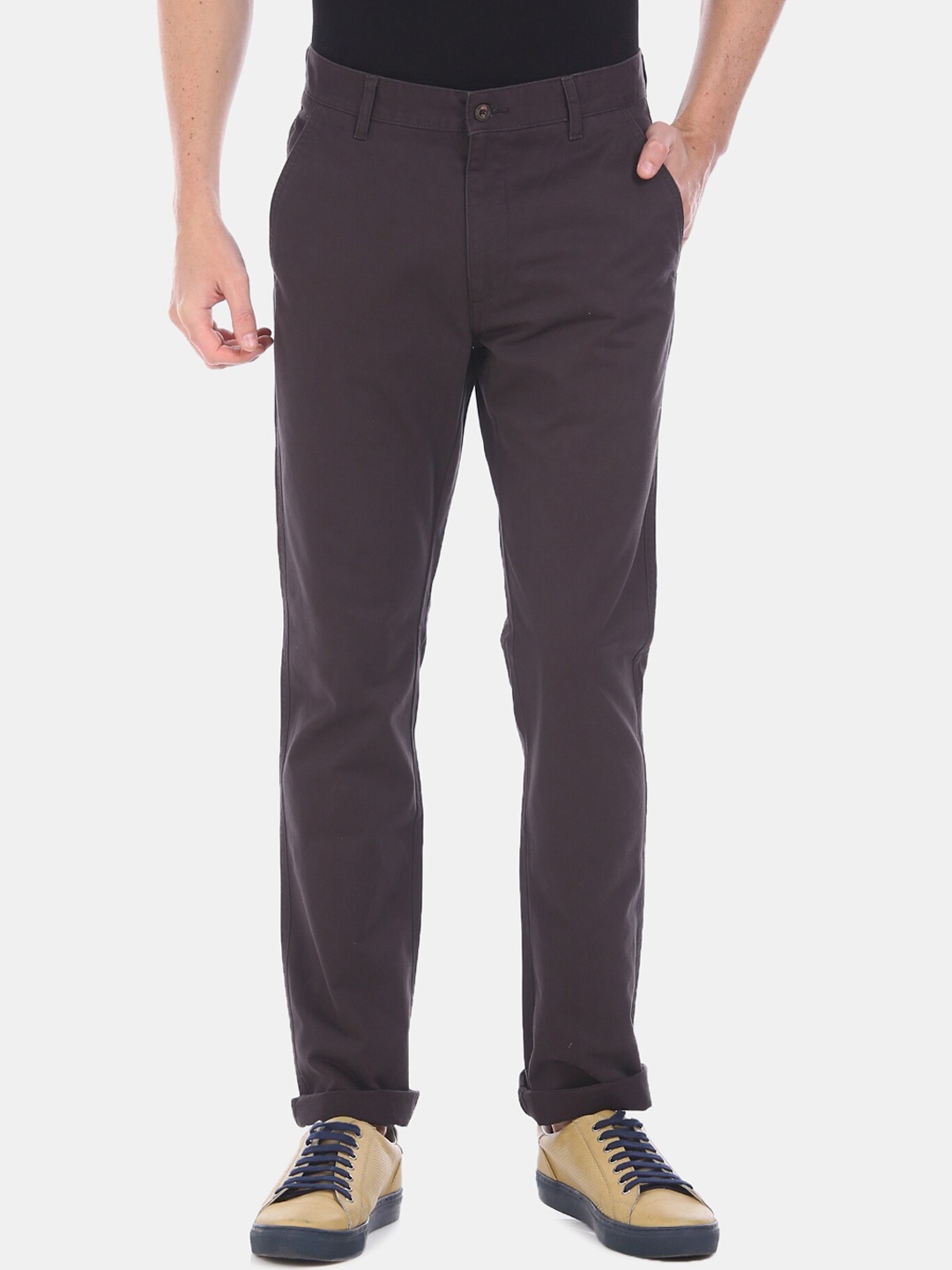 

Ruggers Men Brown Regular Fit Solid Regular Trousers