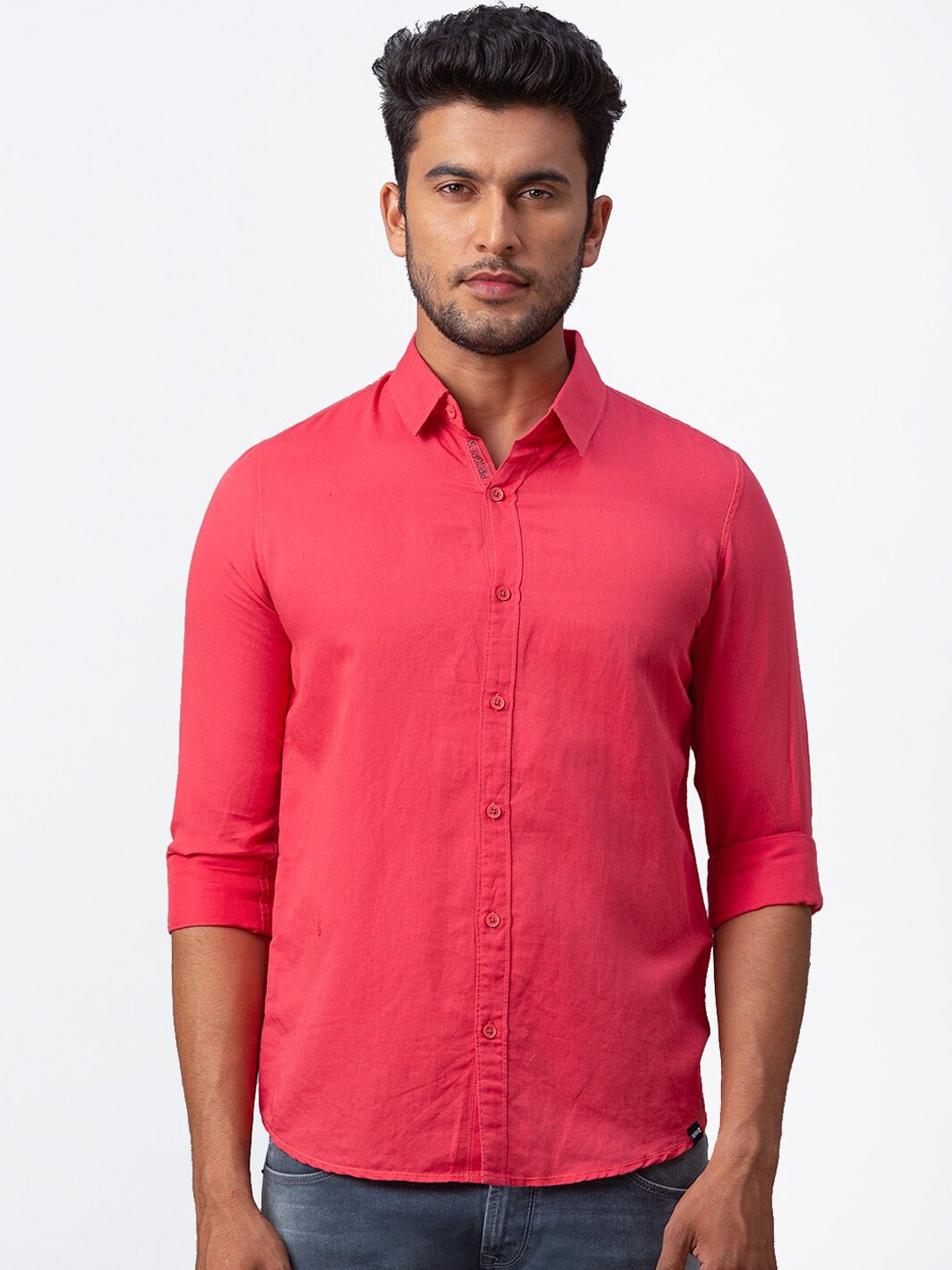 

SPYKAR Men Pink Slim Fit Solid Casual Shirt