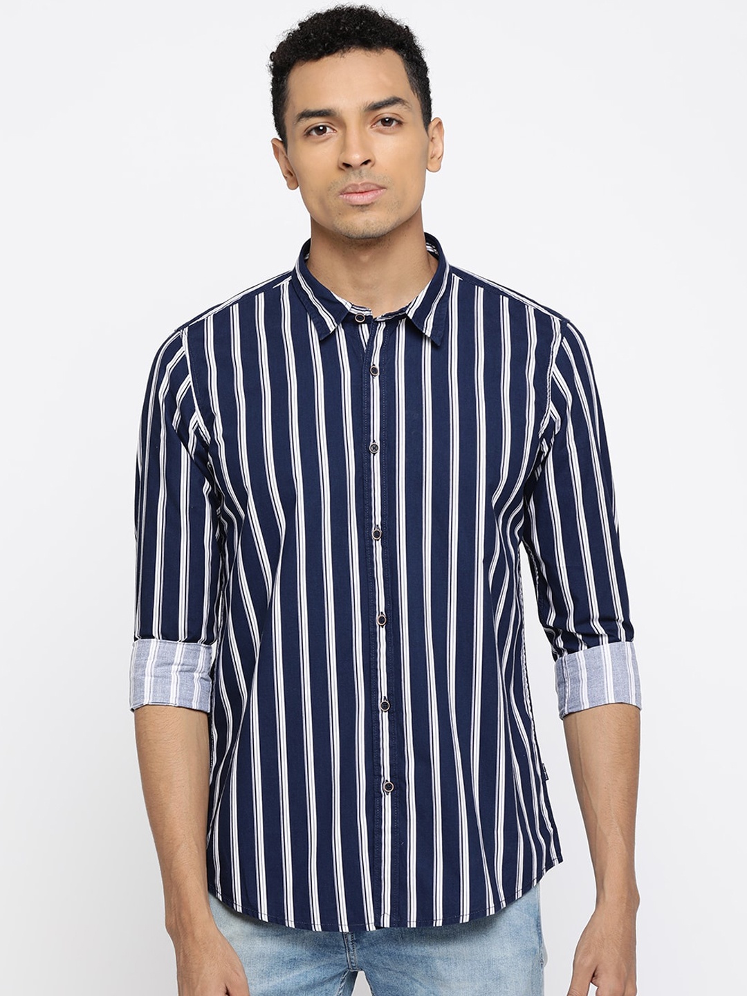 

Pepe Jeans Men Navy Blue & White Regular Fit Striped Casual Shirt