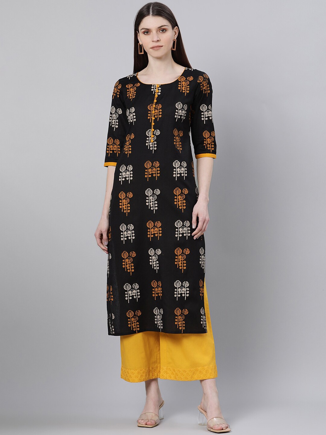

Gerua By Libas women black floral printed kurta