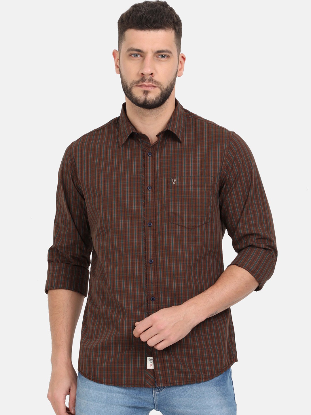

VUDU Men Brown Regular Fit Checked Casual Shirt