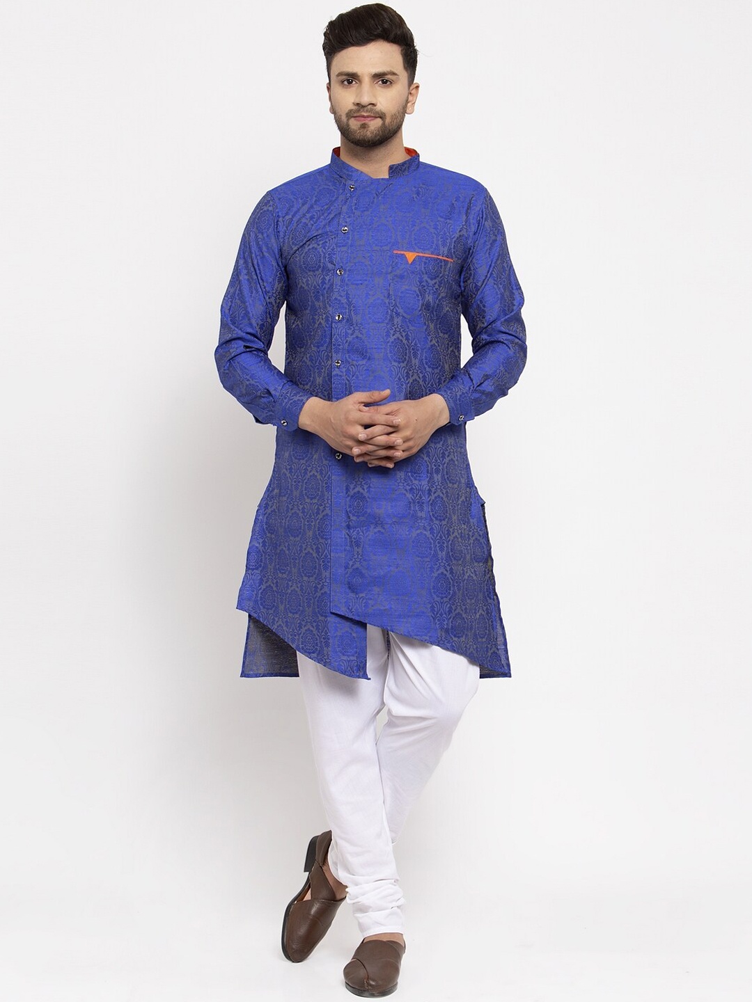 

KLOTTHE Men Navy Blue & White Self Design Kurta with Churidar