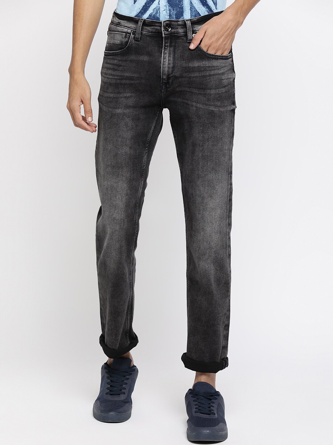 

Pepe Jeans Men Black Regular Fit Mid-Rise Clean Look Jeans