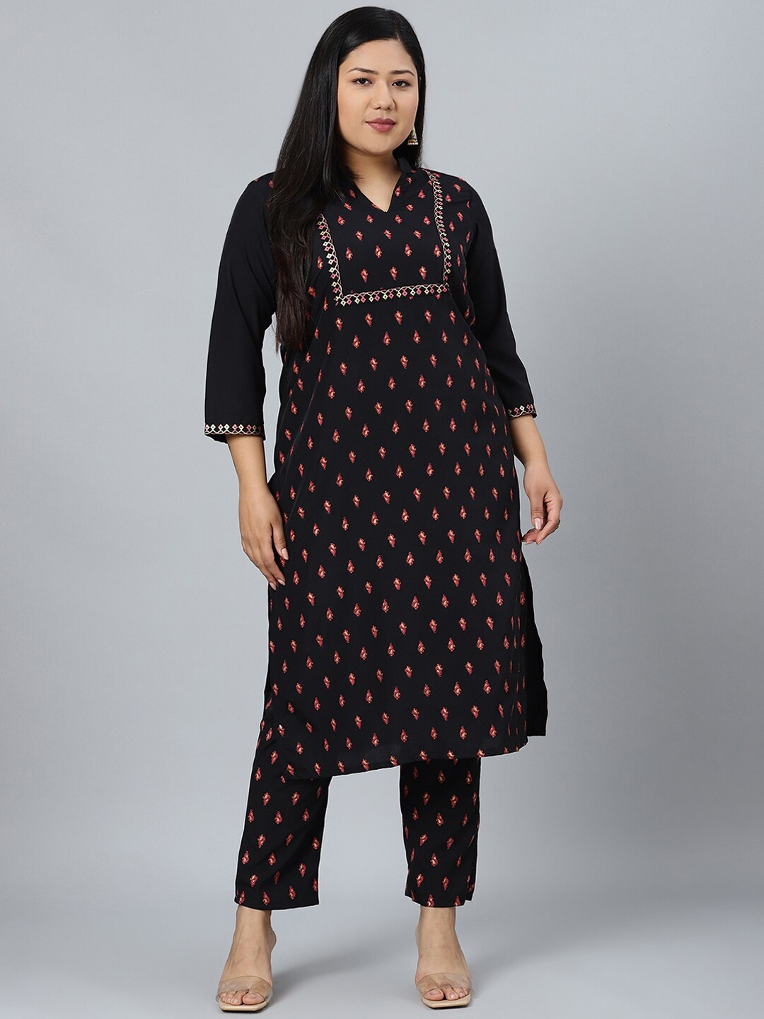 

curveZI by Ziyaa Women Black Printed Kurta with Trousers
