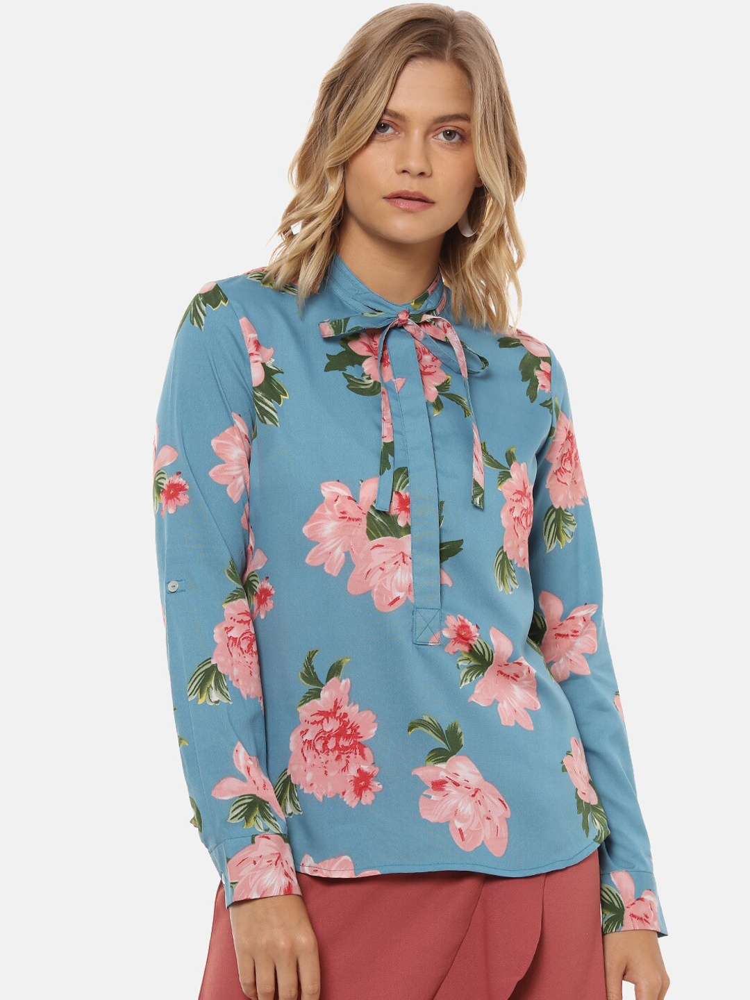 

Campus sutra blue & pink floral printed mandarin collar shirt style top