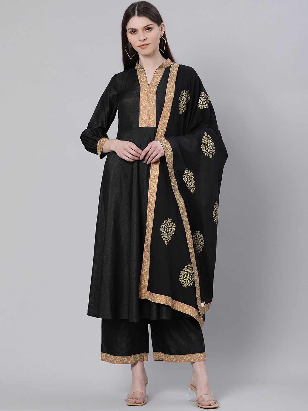 

Gerua By Libas Women Black Solid Kurta with Palazzos Dupatta