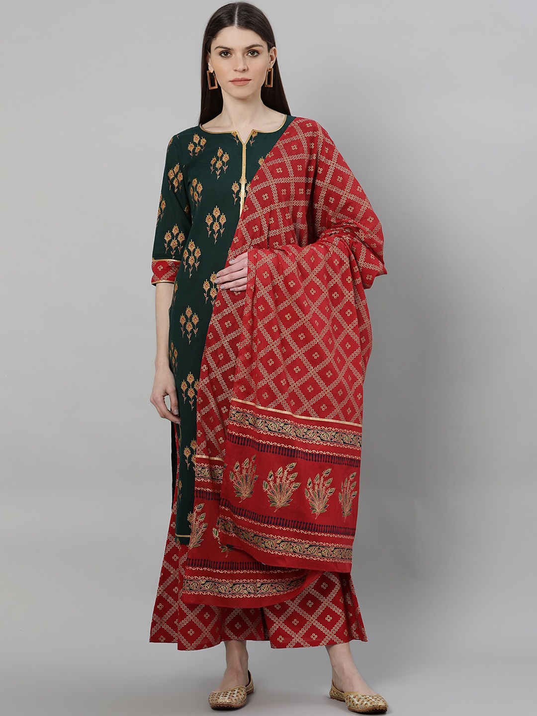 

Gerua By Libas Women Green Red Printed Kurta with Palazzos Dupatta
