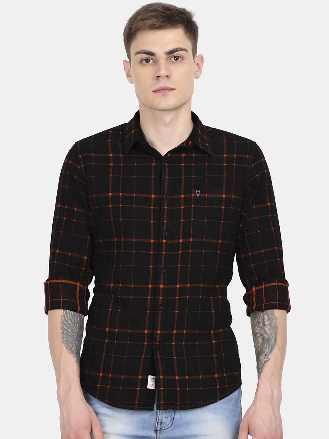 VUDU Men Brown Regular Fit Checked Casual Shirt