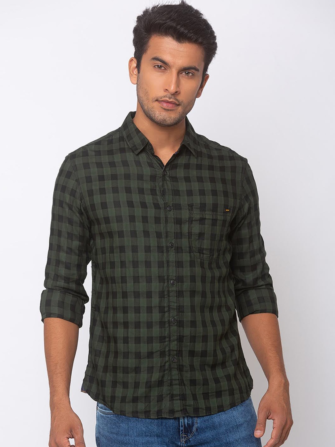 

SPYKAR Men Green Slim Fit Checked Casual Shirt