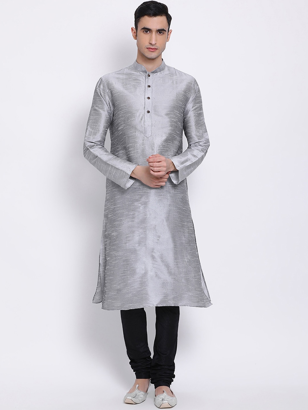 

Sanwara Men Silver-toned Solid Straight Kurta