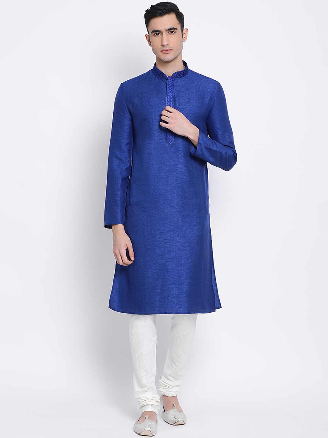 

Sanwara Men Blue Art Silk Kurta