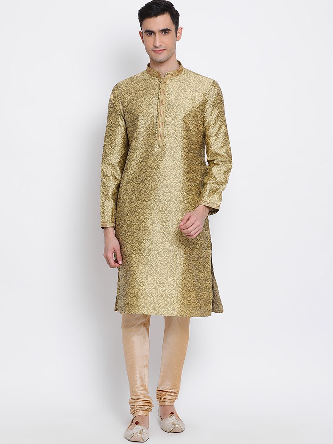 

Sanwara Men Gold-Toned Woven Design Straight Kurta