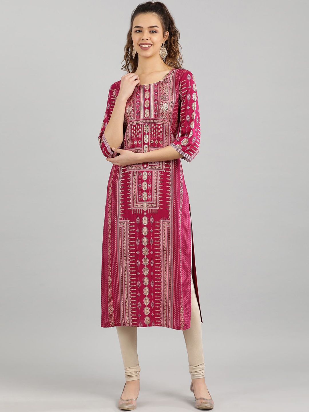 

AURELIA Women Magenta & Off White Ethnic Motifs Printed Kurta