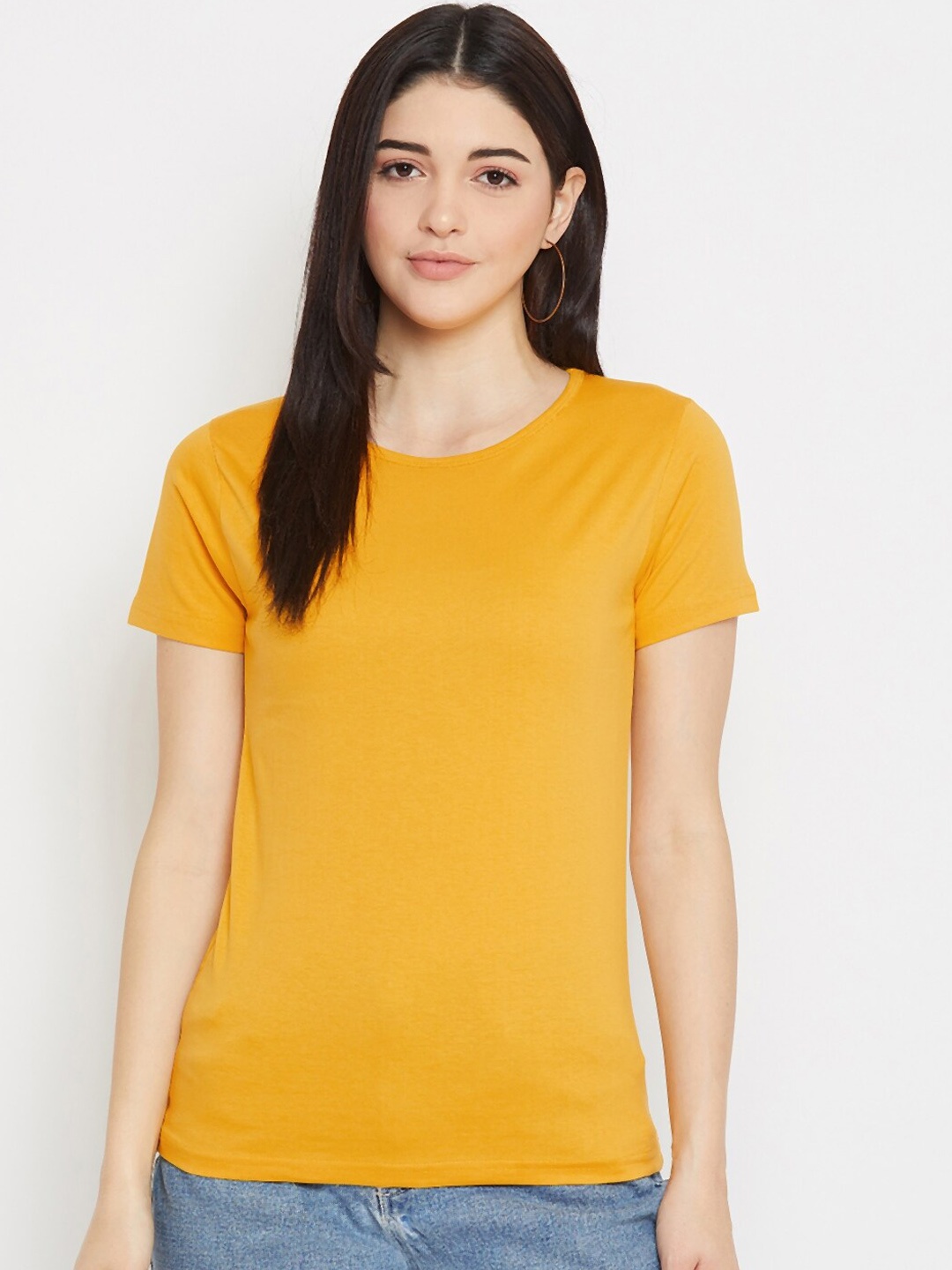 

Rodzen Women Mustard Solid Round Neck T-shirt
