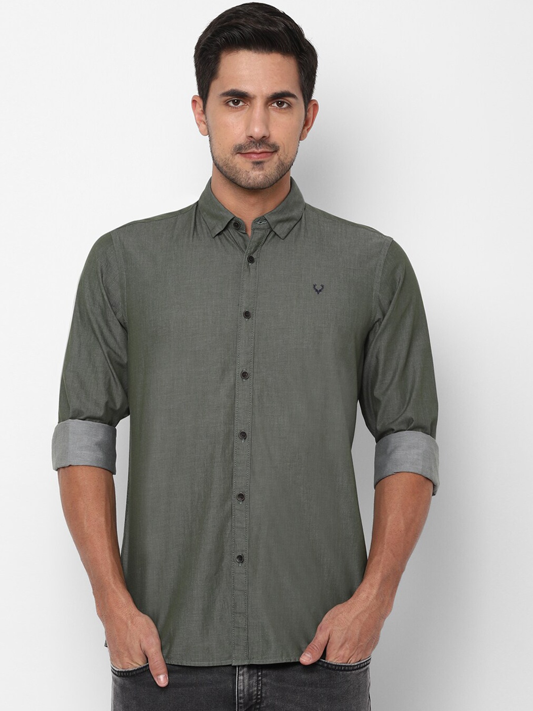 

Allen Solly Sport Men Olive Green Regular Fit Solid Casual Cotton Shirt