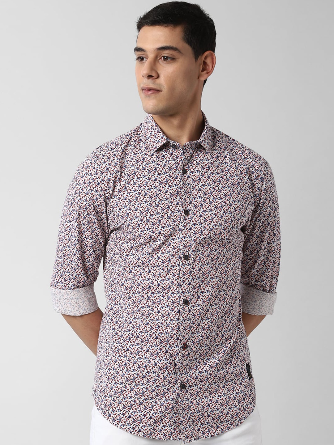 

Peter England Casuals Men Red Slim Fit Printed Casual Shirt