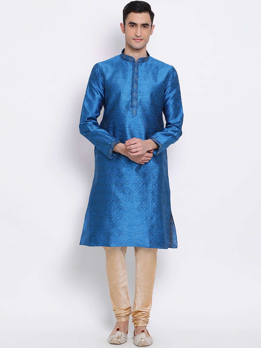 

Sanwara Men Blue Solid Kurta