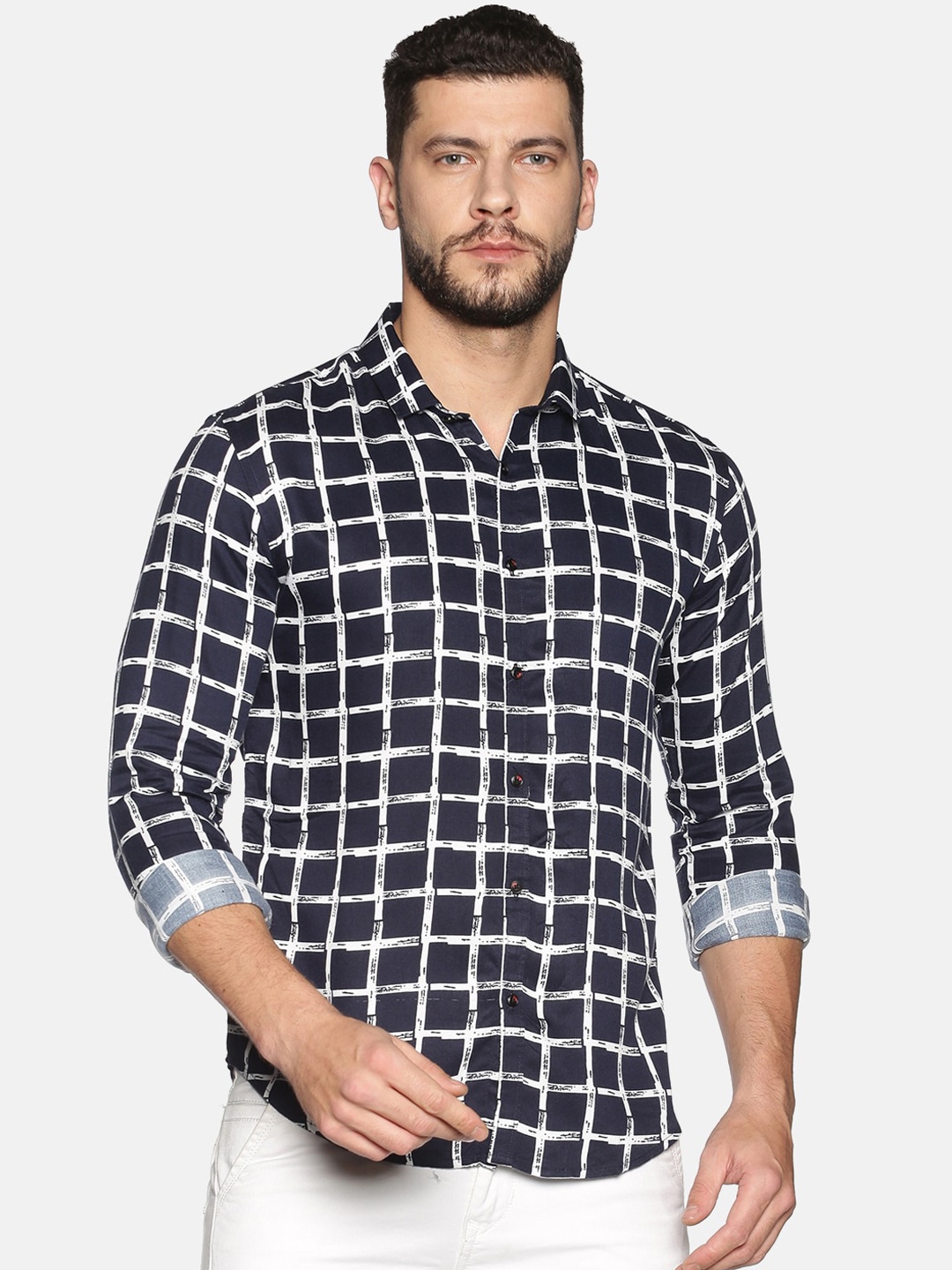 SHOWOFF Men Navy Blue & White Slim Fit Checked Casual Shirt