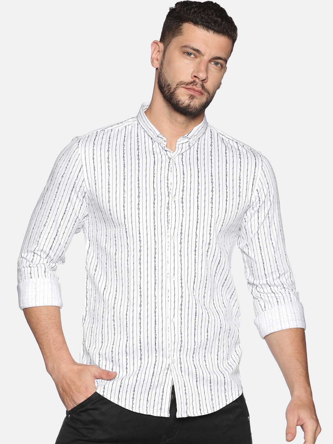 SHOWOFF Men White Slim Fit Printed Casual Shirt