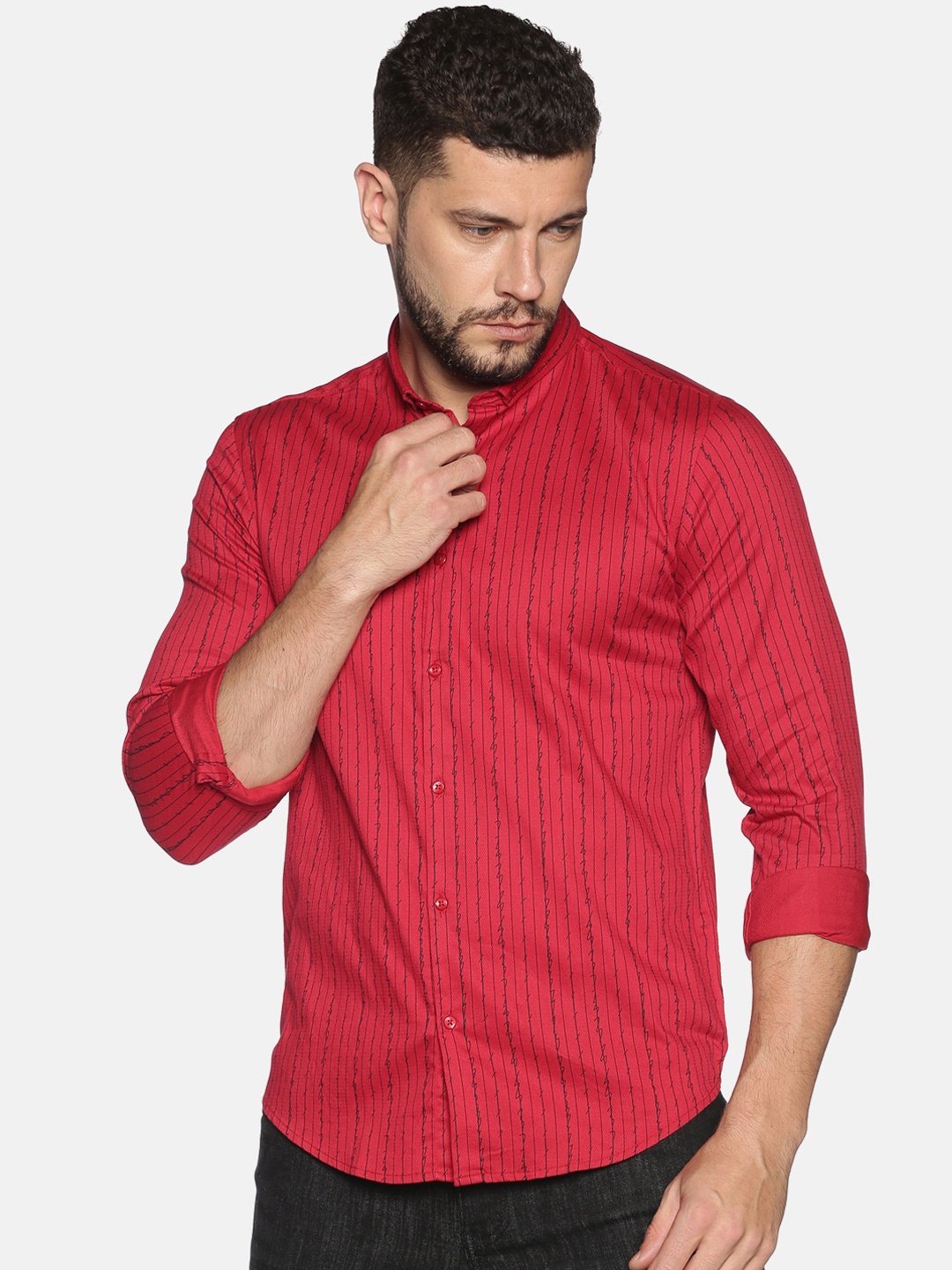 

SHOWOFF Men Red Slim Fit Printed Casual Shirt